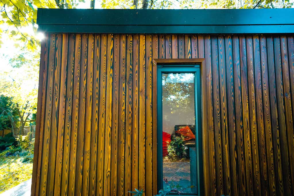 Shou Sugi Ban timber cladding - Garden room